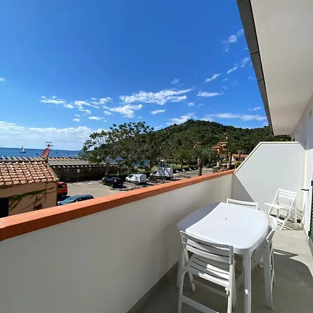 Mare Портоферрайо