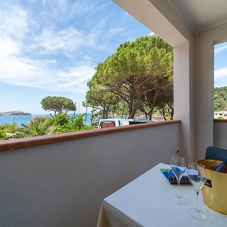 Mare Hotel