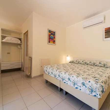 Mare Hotel 3*